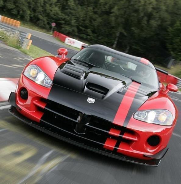 Rekord Nordschleife Viper ACR